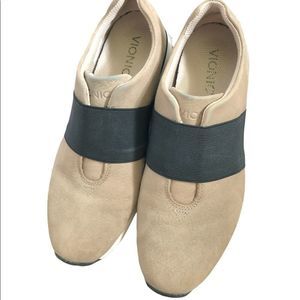Vionic Leather Codie slip-on Sneaker-Taupe/Black